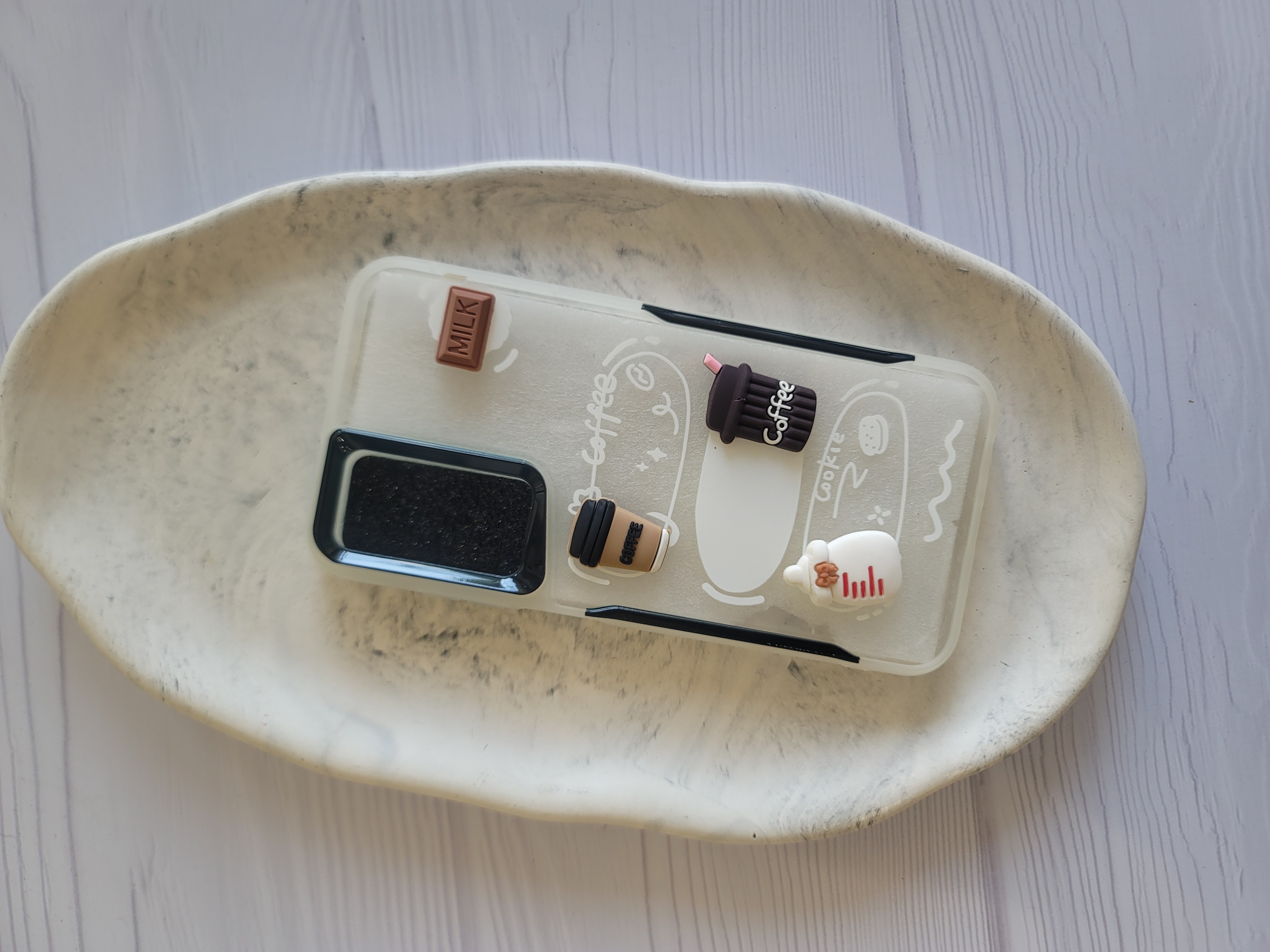 قاب گوشی a25 شفاف عروسکی